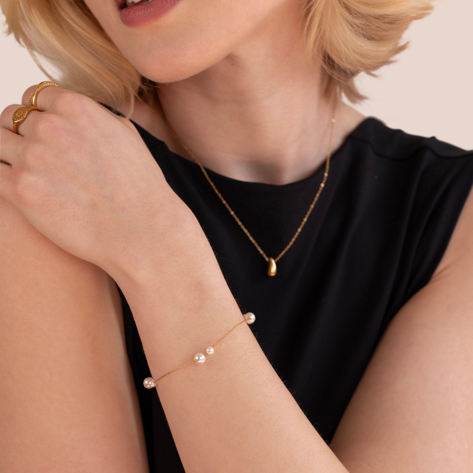 Elena Dainty Pearl Bracelet - Beautiful Earth Boutique