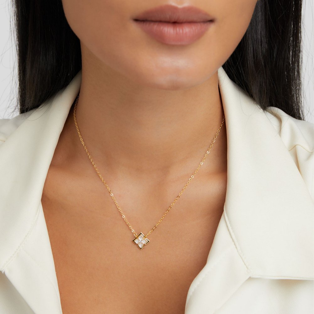 Dalia White Iris Clover Necklace - Beautiful Earth Boutique