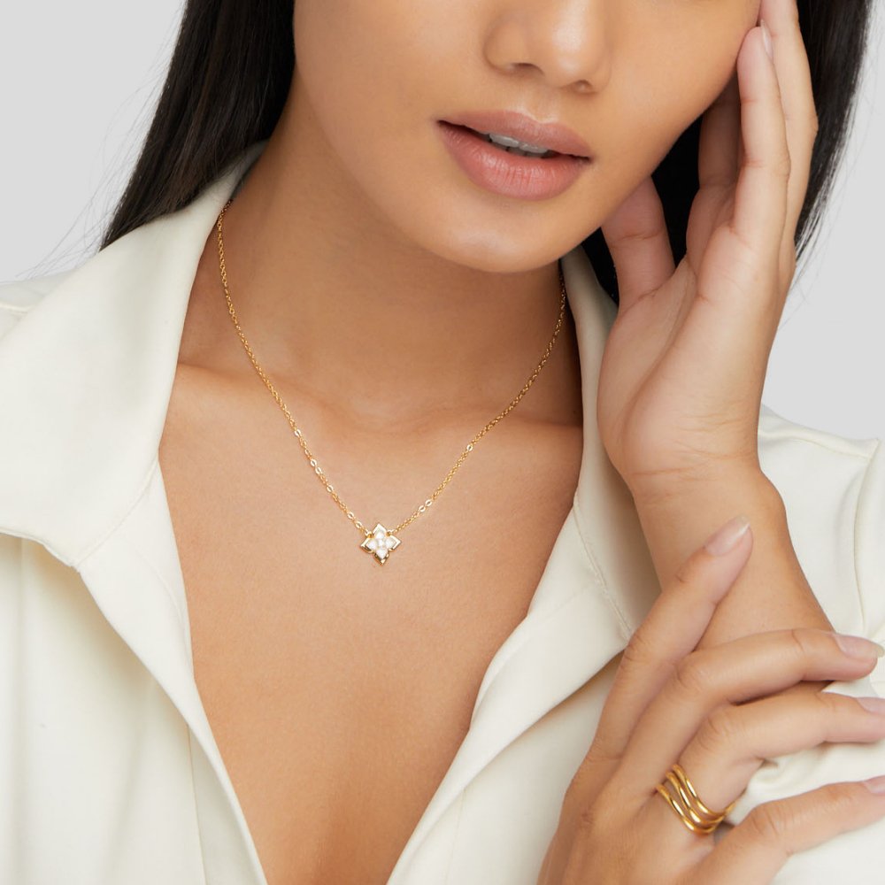 Dalia White Iris Clover Necklace - Beautiful Earth Boutique