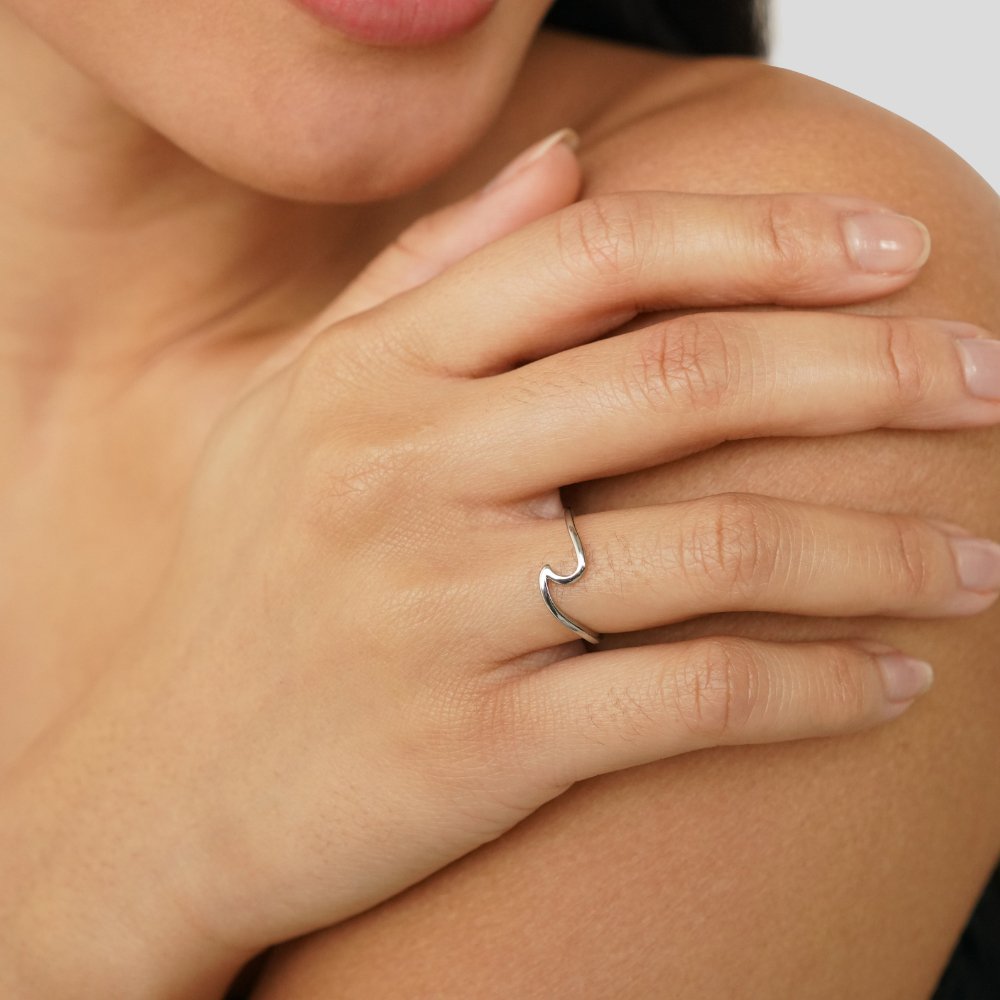 Imari Silver Wave Ring - Beautiful Earth Boutique