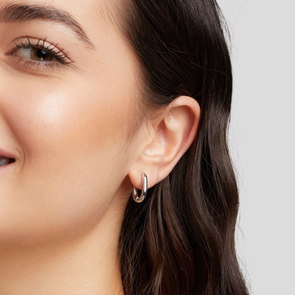 Madison Silver Hoop Earrings - Beautiful Earth Boutique
