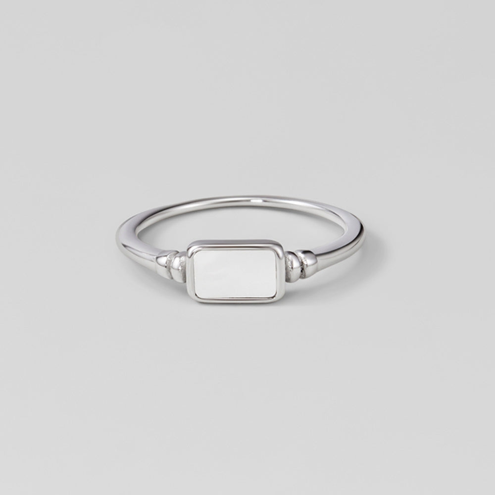 Weißer Sakura-Ring Gold