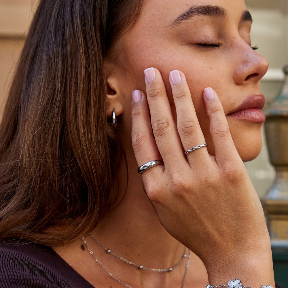 Lois Silver Band Ring - Beautiful Earth Boutique