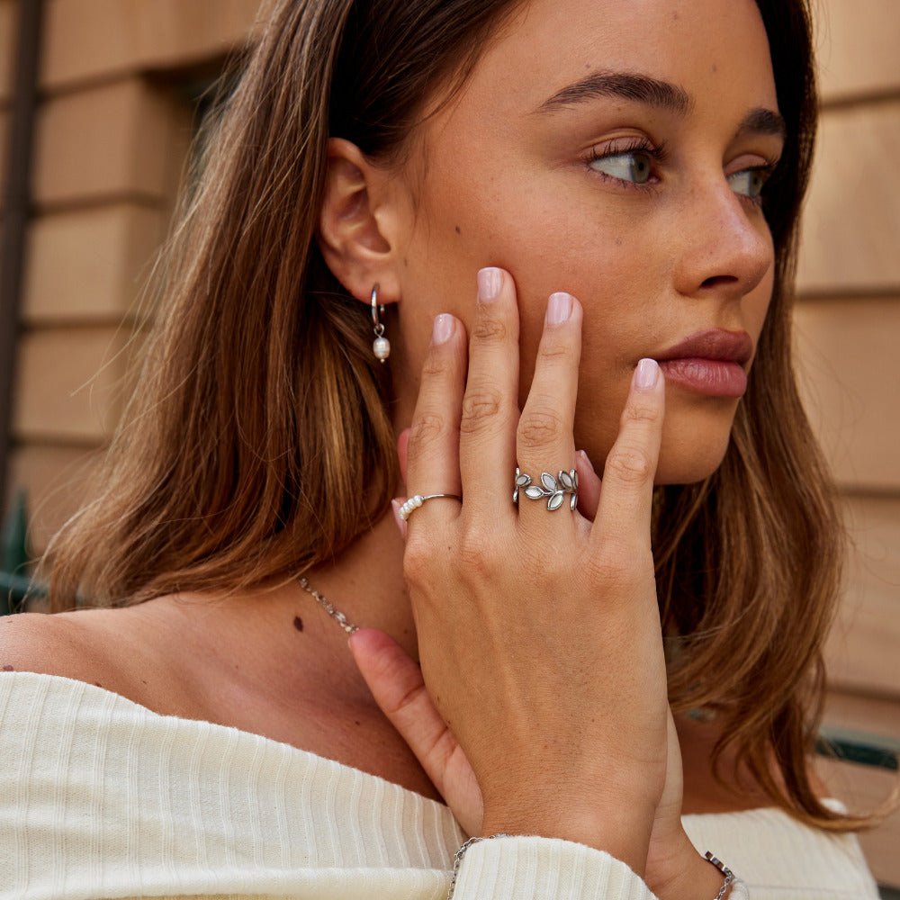 Silver Leaf Ring - Beautiful Earth Boutique