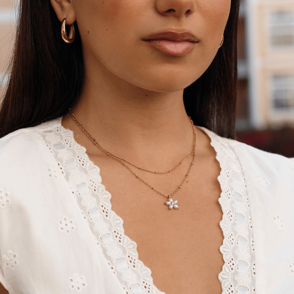 White Flower Pearl Pendant Necklace - Beautiful Earth Boutique